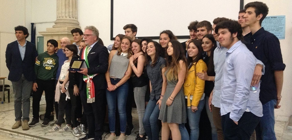 pictures of the students of the Cavour High School of Rome